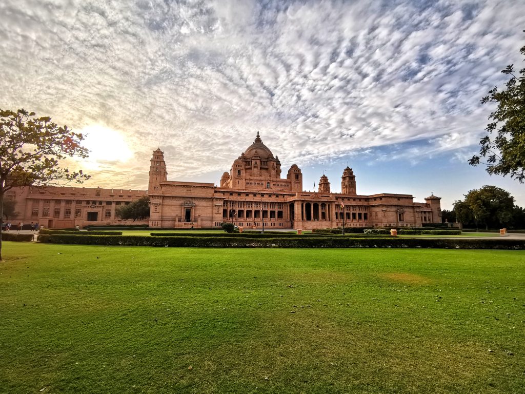 castle in jodhpur-Umaid Bhawan Palace